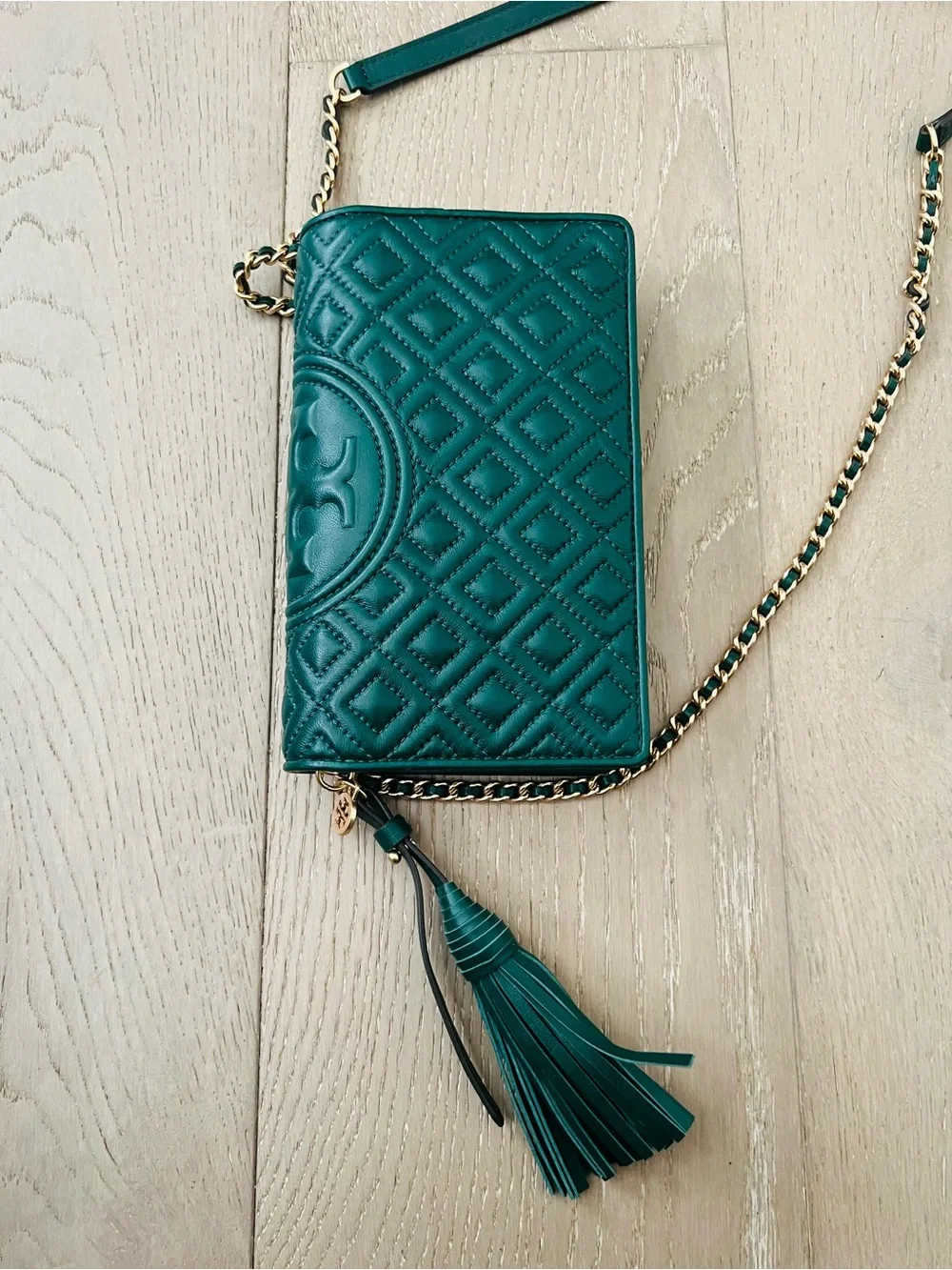 Tory Burch Green Quilted Crossbody Bag with Tassel - Picture 11 of 11